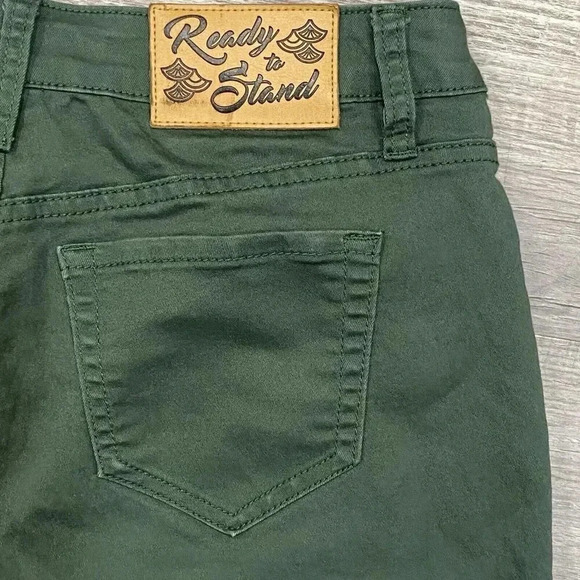 Disney Her Universe Little Mermaid Ariel Scale Pants Junior size 7 Green - Picture 11 of 11